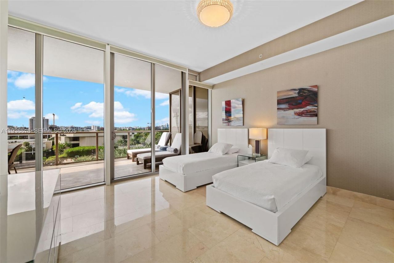 9705 Collins Ave, Unit 605N, Bal Harbour, FL 33154 Photo