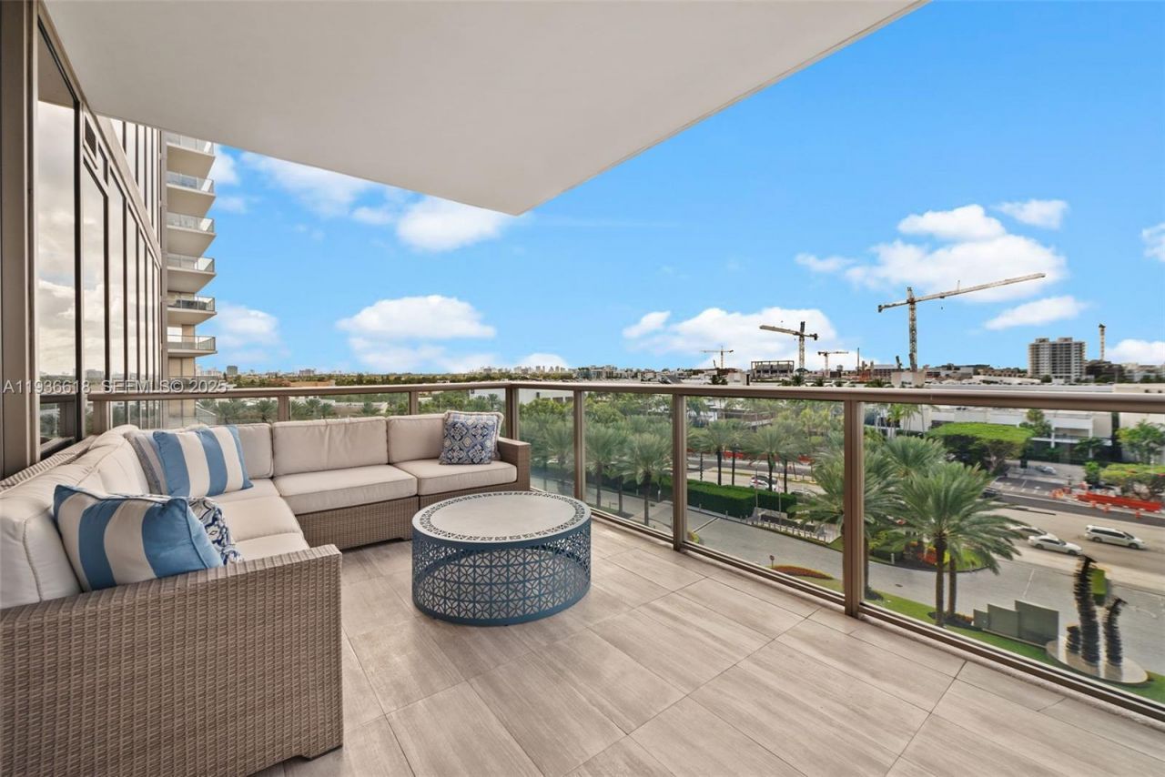 9705 Collins Ave, Unit 605N, Bal Harbour, FL 33154 Photo