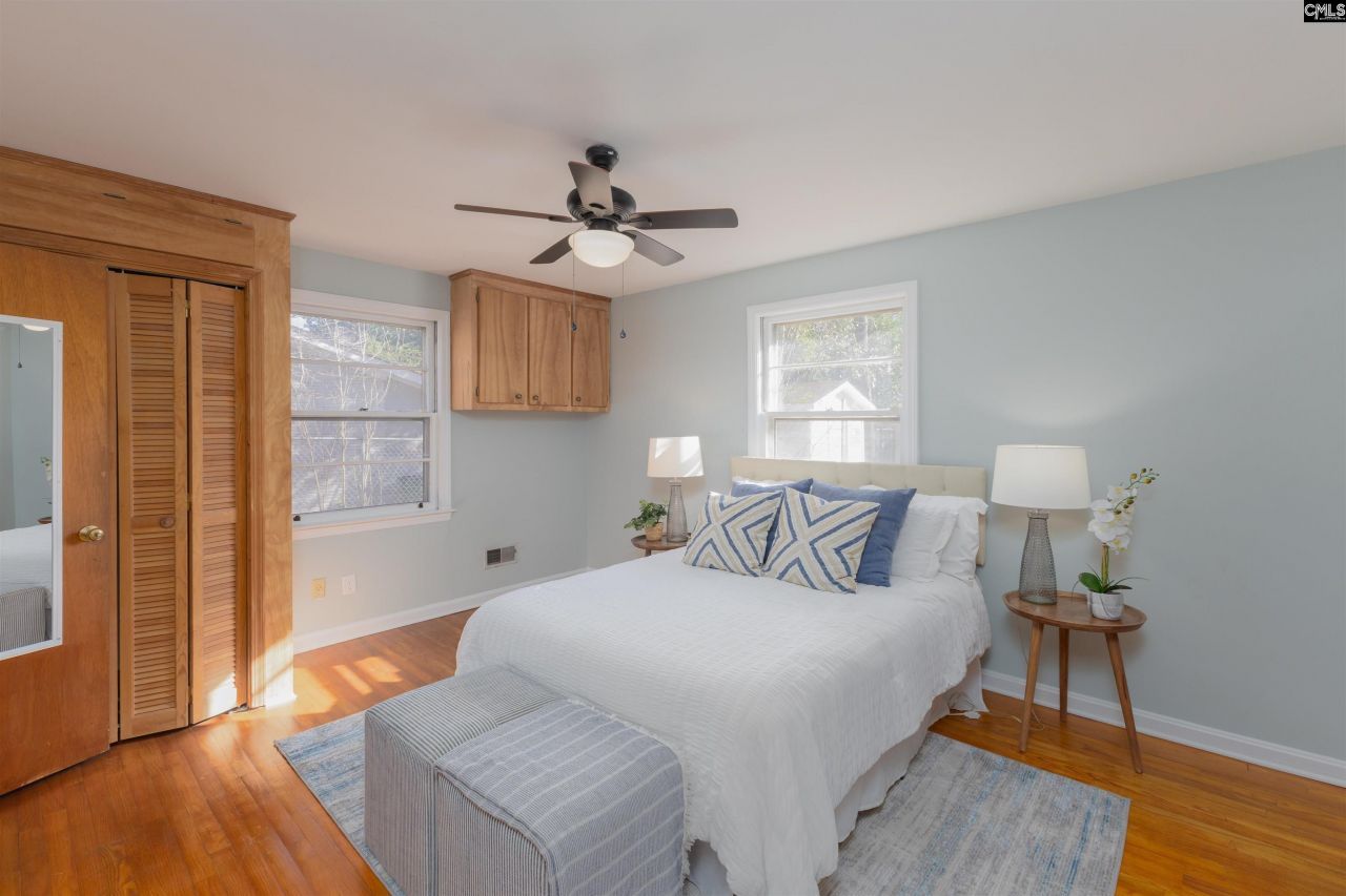 1855 Evelyn Street Photo 16