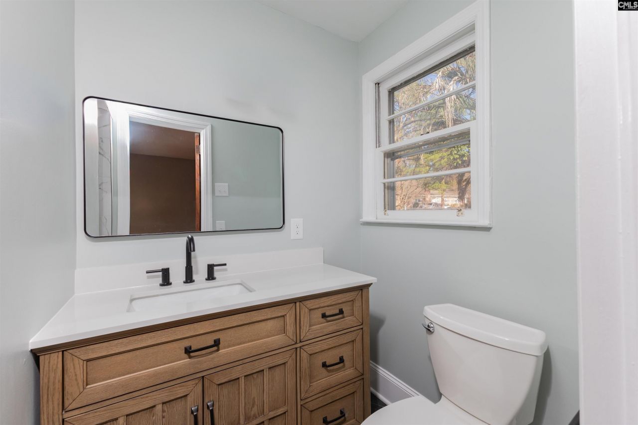 1855 Evelyn Street  Photo 18