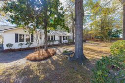 1855 Evelyn Street photo 4