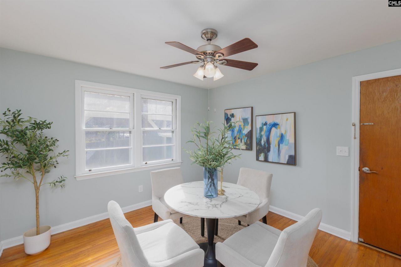 1855 Evelyn Street  Photo 7