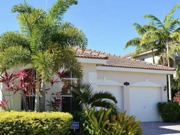 10674 OLD HAMMOCK WAY, Unit 01, WELLINGTON, FL 33414