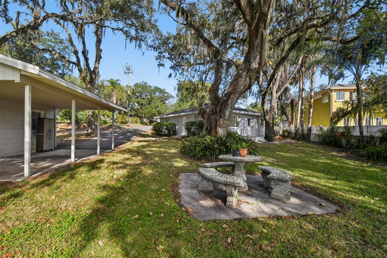 4601 River Hills Drive, Tampa, FL 33617 Photo