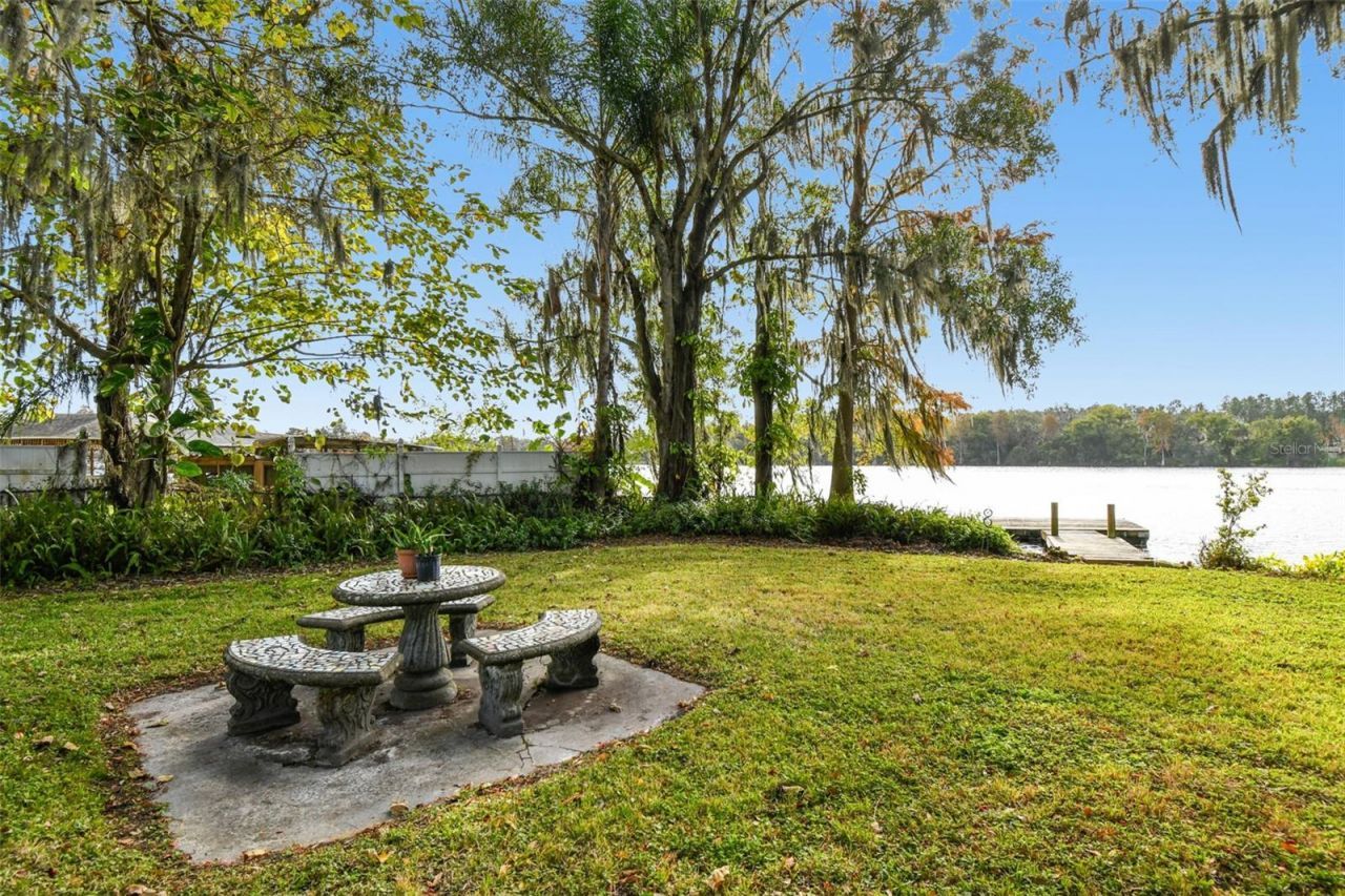 4601 River Hills Drive, Tampa, FL 33617 Photo