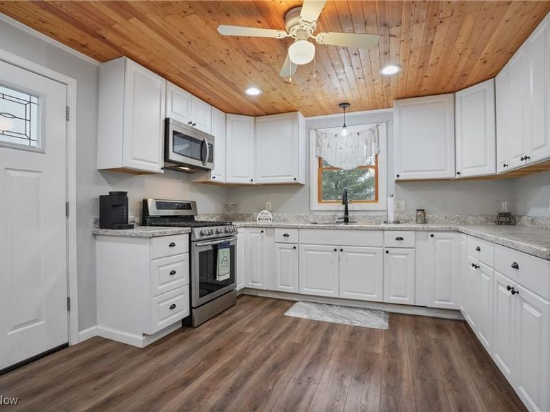 10038 Page Road, Streetsboro, OH 44241 Photo 18