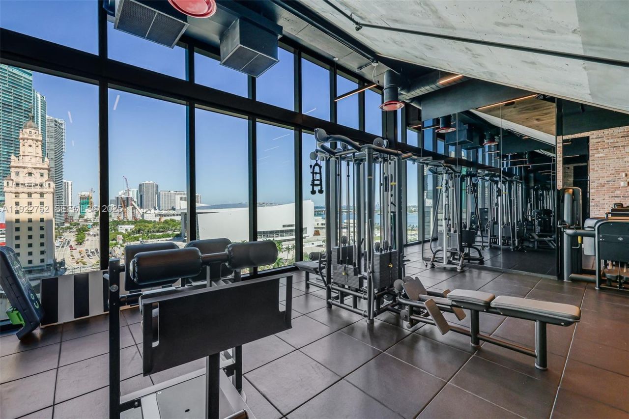 398 NE 5th St , Unit 2319, Miami, FL 33132 Photo