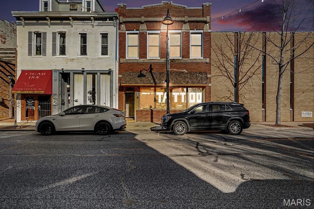 117 W Main Street, Belleville, IL 62220 Main Photo