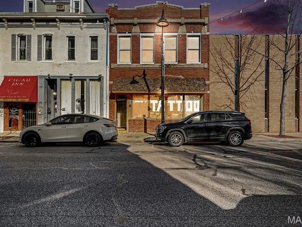 117 W Main Street, Belleville, IL 62220