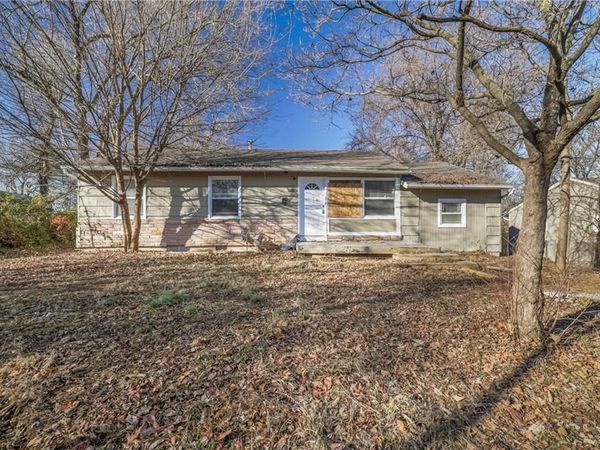 10008 Hardesty Avenue, Kansas City, MO 64137