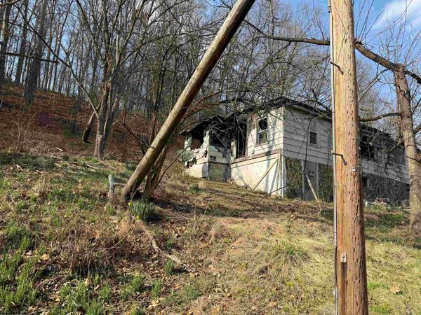 10 Thorne Avenue, Elkins, WV 26241