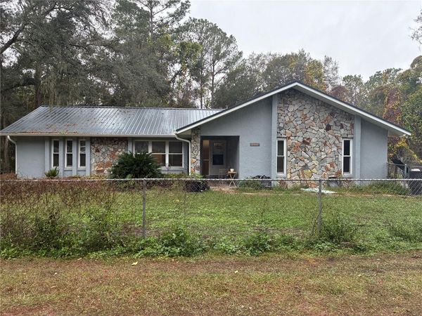 4660 SE 160TH COURT, OCKLAWAHA, FL 32179