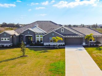 3586 RECURVE CIRCLE Sarasota, FL 34240
