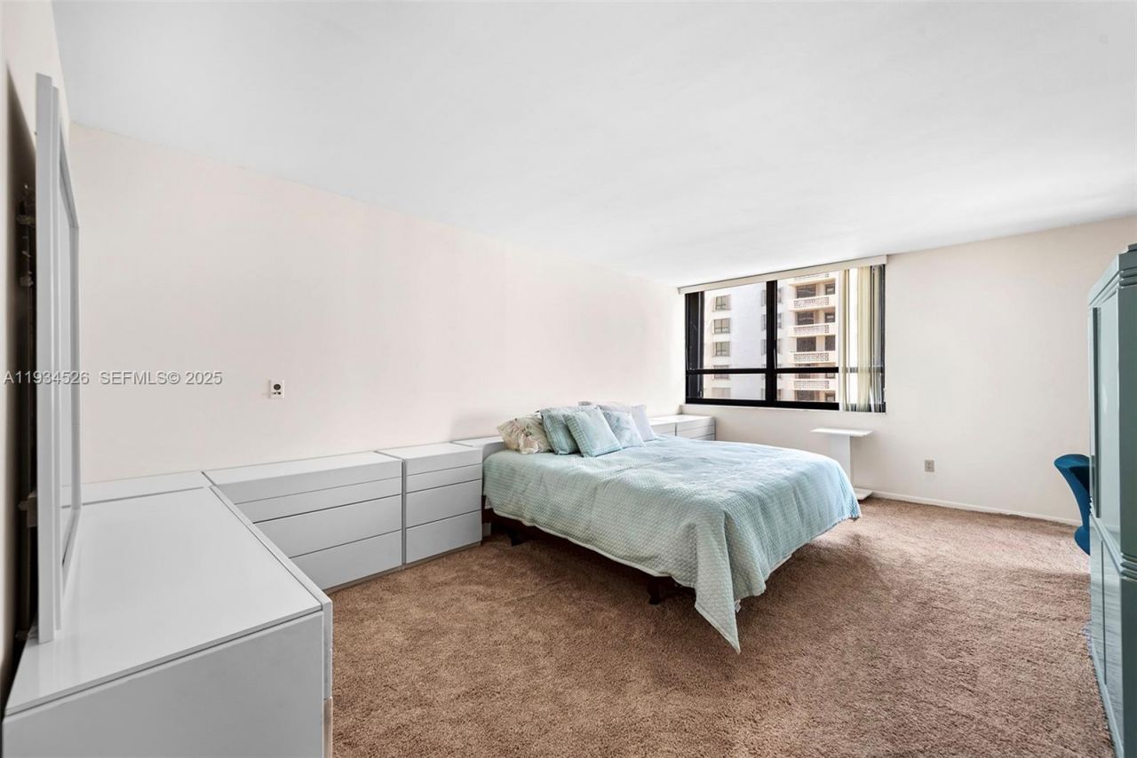 10175 Collins Ave, Unit 603, Bal Harbour, FL 33154 Photo