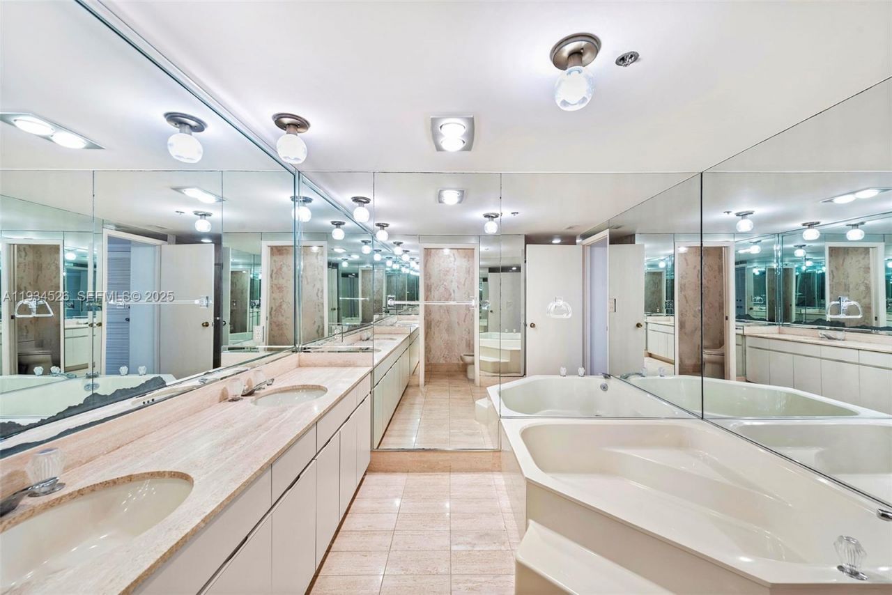 10175 Collins Ave, Unit 603, Bal Harbour, FL 33154 Photo