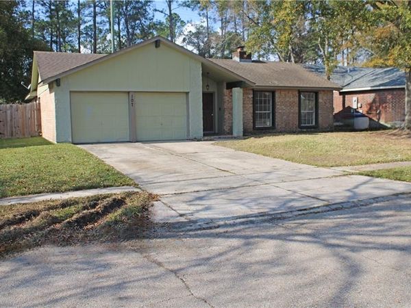 107 W QUEENS Drive, Slidell, LA 70458
