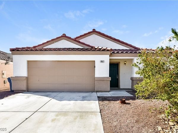 8557 Timber Pine Avenue, Las Vegas, NV 89143