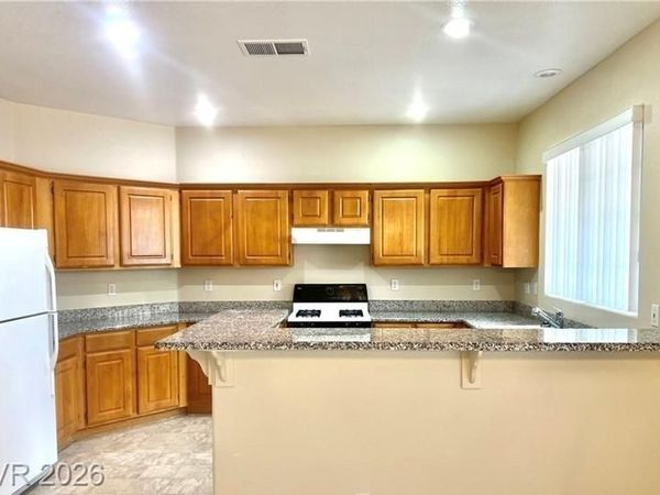 8798 Beacon Harbor Avenue, Las Vegas, NV 89147
