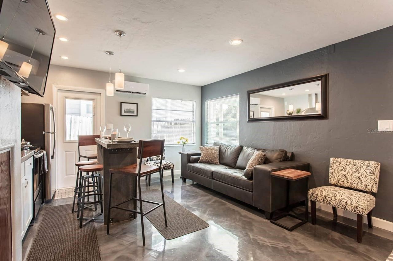 1235 22nd Avenue S, Unit A, Saint Petersburg, FL 33705 Photo