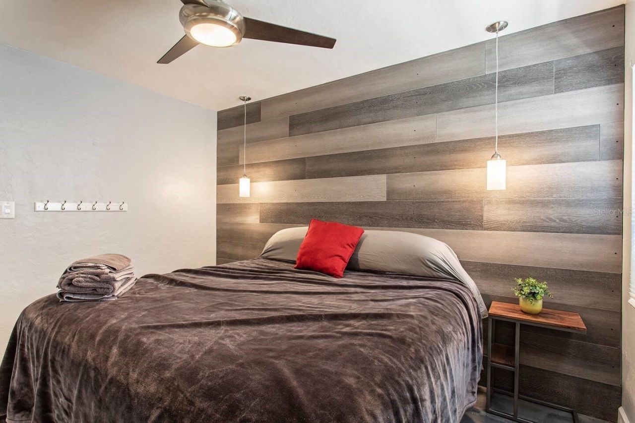 1235 22nd Avenue S, Unit A, Saint Petersburg, FL 33705 Photo