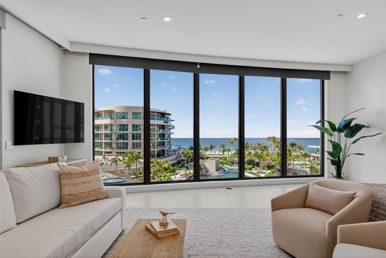 1591 Gulf Of Mexico Drive, Unit 410, Longboat Key, FL 34228 Photo