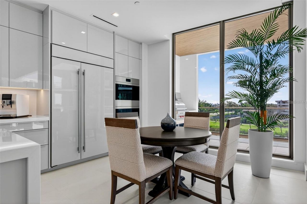 1591 Gulf Of Mexico Drive, Unit 410, Longboat Key, FL 34228 Photo