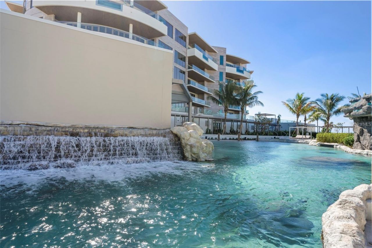 1591 Gulf Of Mexico Drive, Unit 410, Longboat Key, FL 34228 Photo
