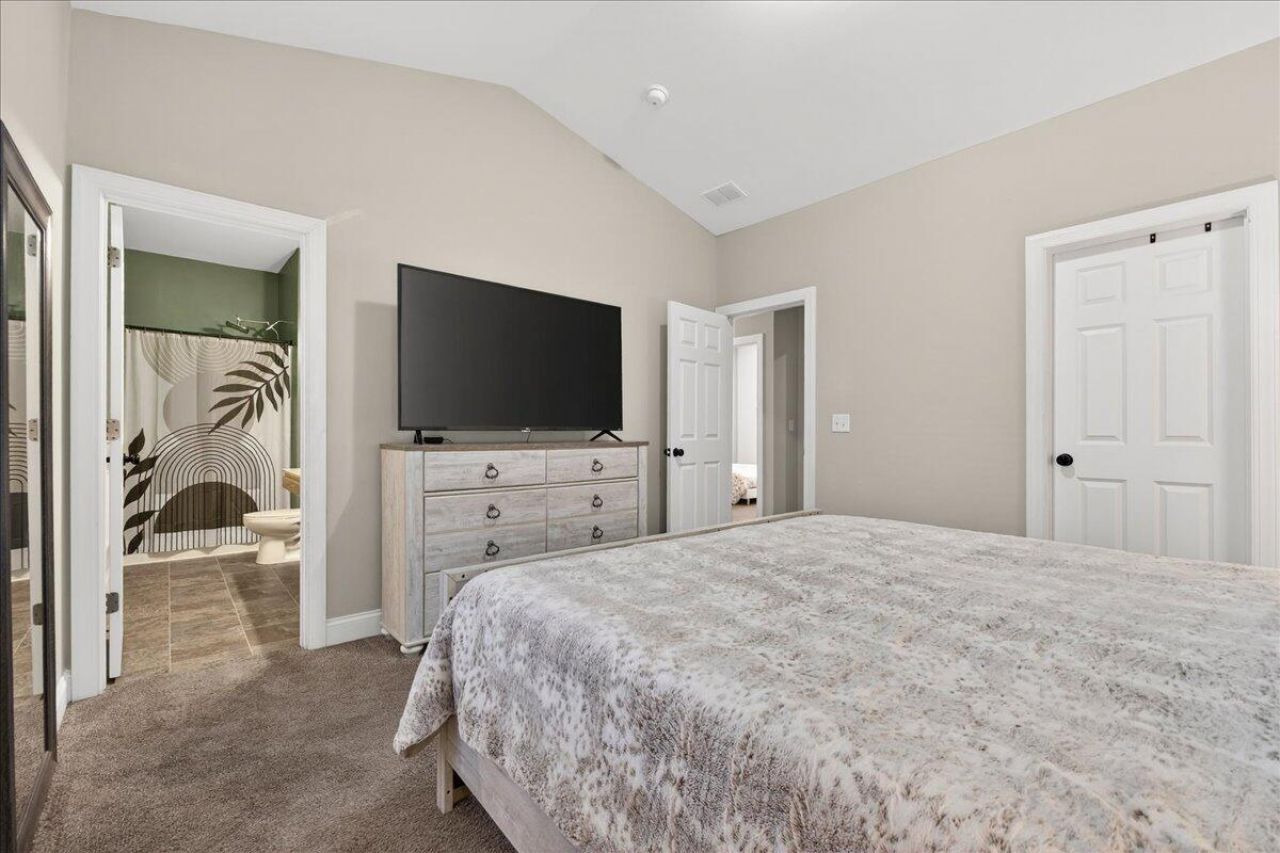 124 Lodestone Court Photo 19