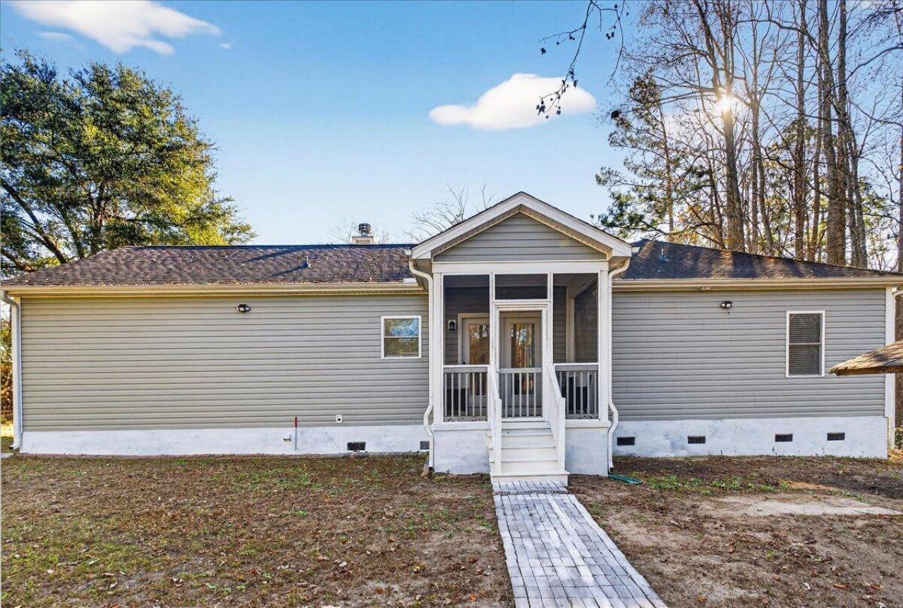 124 Lodestone Court Photo 23