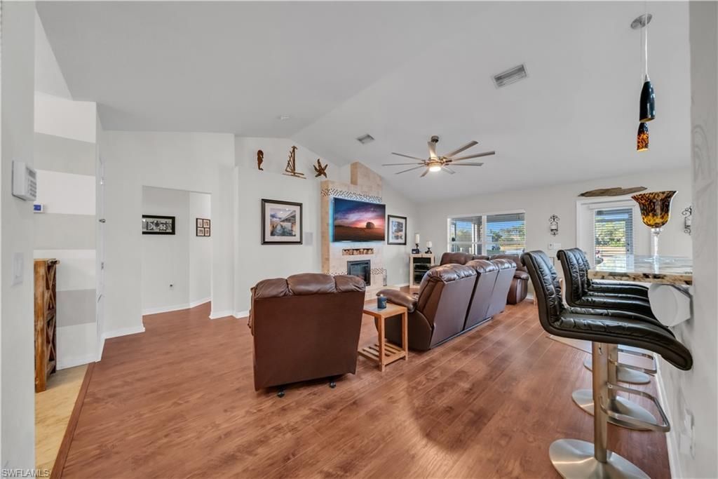 1021 NE 32nd St, Cape Coral, FL 33909 Photo