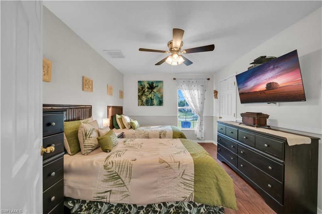 1021 NE 32nd St, Cape Coral, FL 33909 Photo