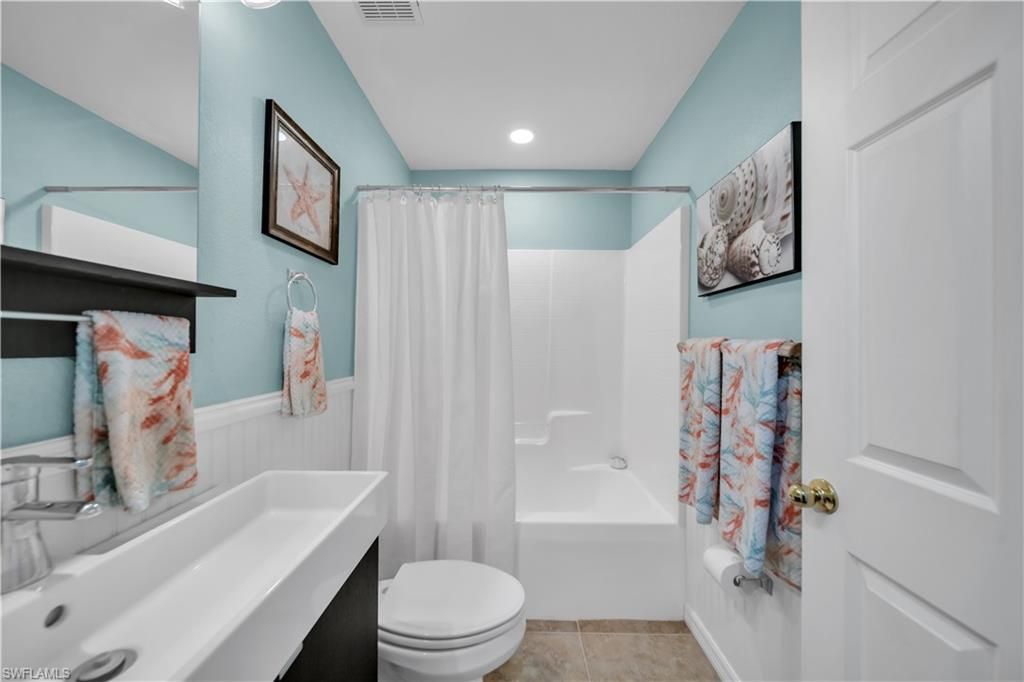 1021 NE 32nd St, Cape Coral, FL 33909 Photo