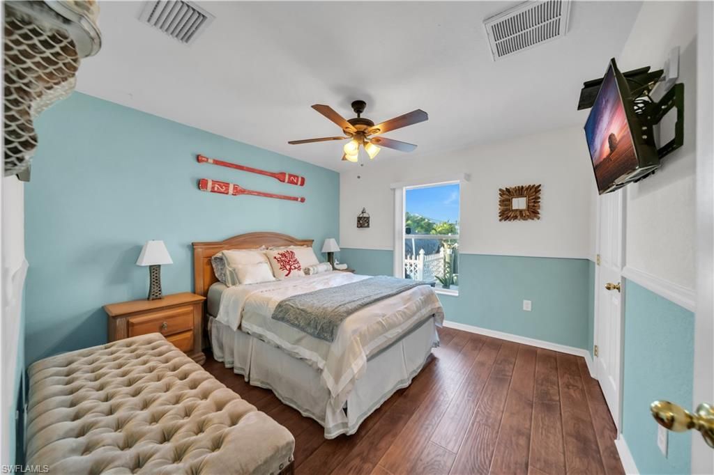 1021 NE 32nd St, Cape Coral, FL 33909 Photo