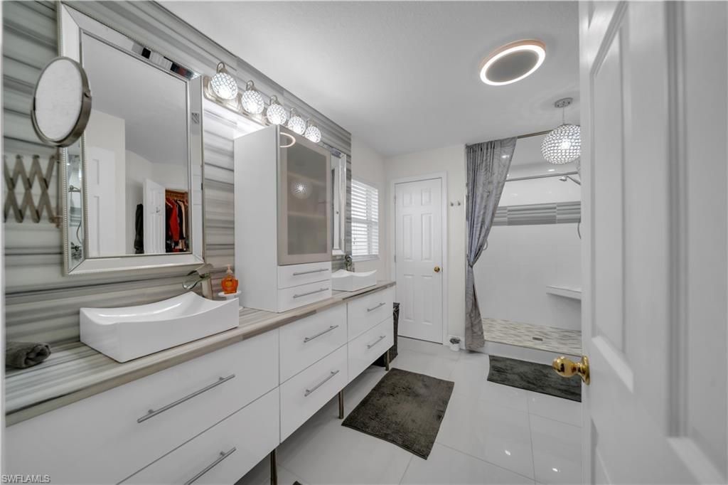 1021 NE 32nd St, Cape Coral, FL 33909 Photo