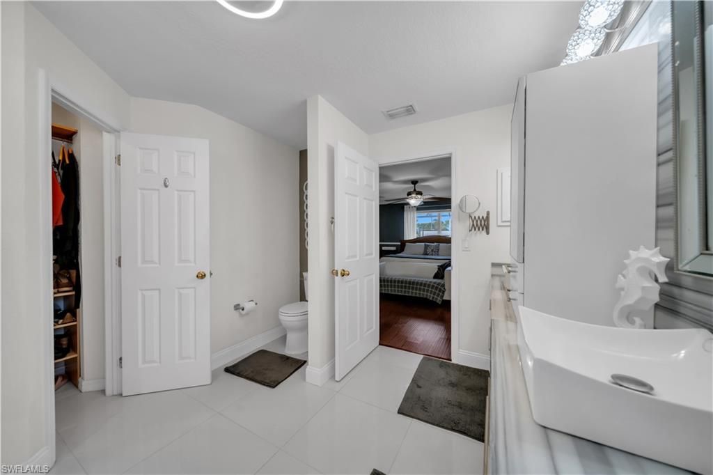 1021 NE 32nd St, Cape Coral, FL 33909 Photo