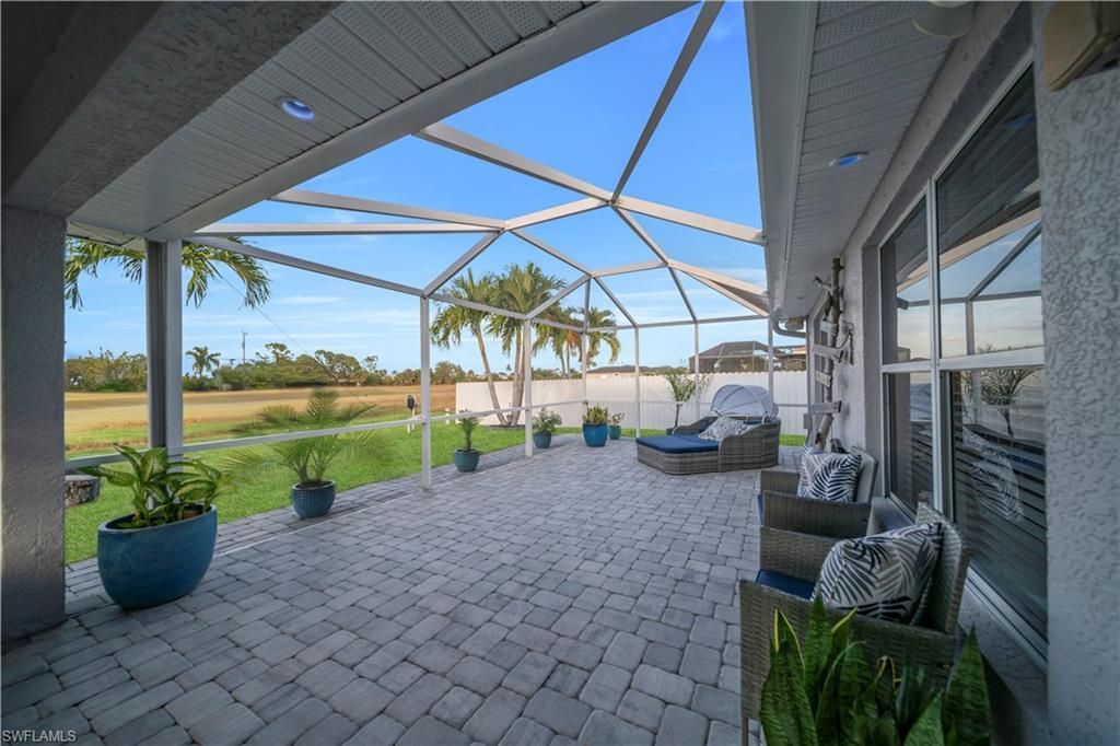 1021 NE 32nd St, Cape Coral, FL 33909 Photo