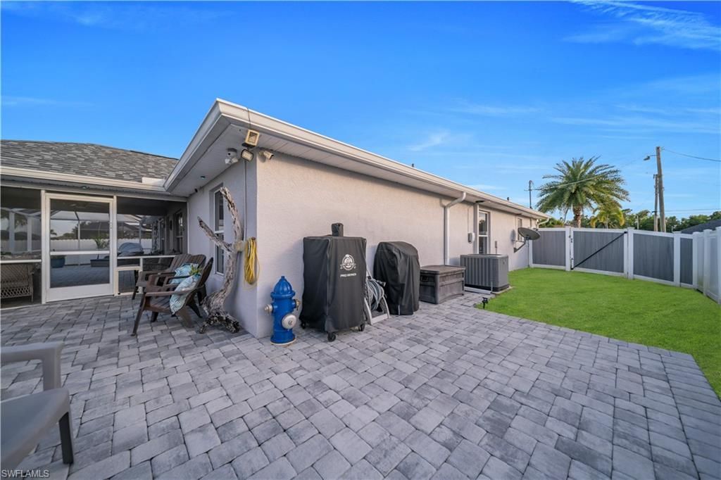 1021 NE 32nd St, Cape Coral, FL 33909 Photo