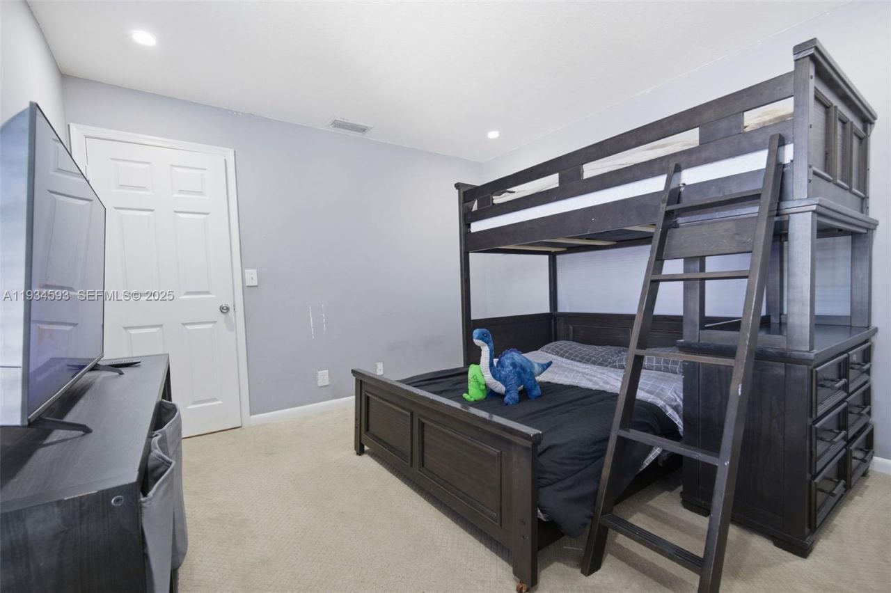 2647 NW 99th Ave , Coral Springs, FL 33065 Photo