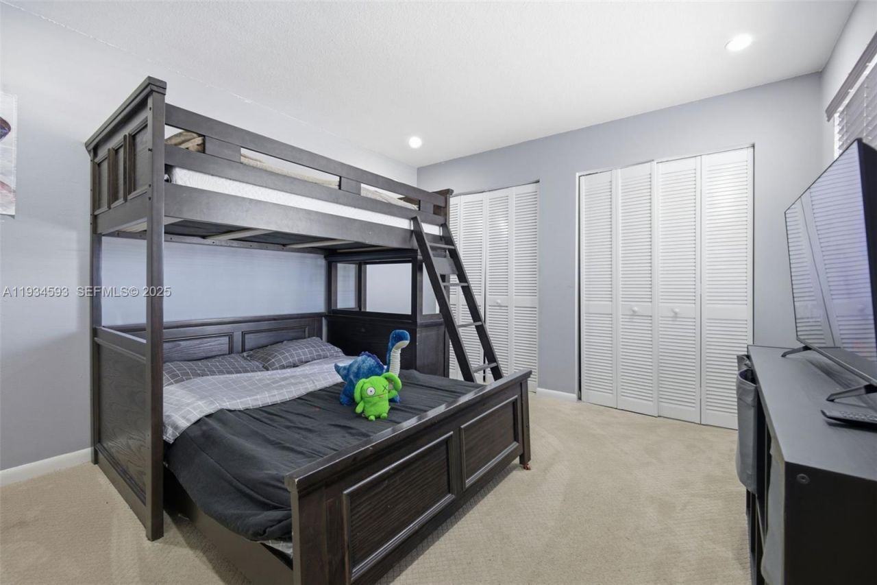 2647 NW 99th Ave , Coral Springs, FL 33065 Photo