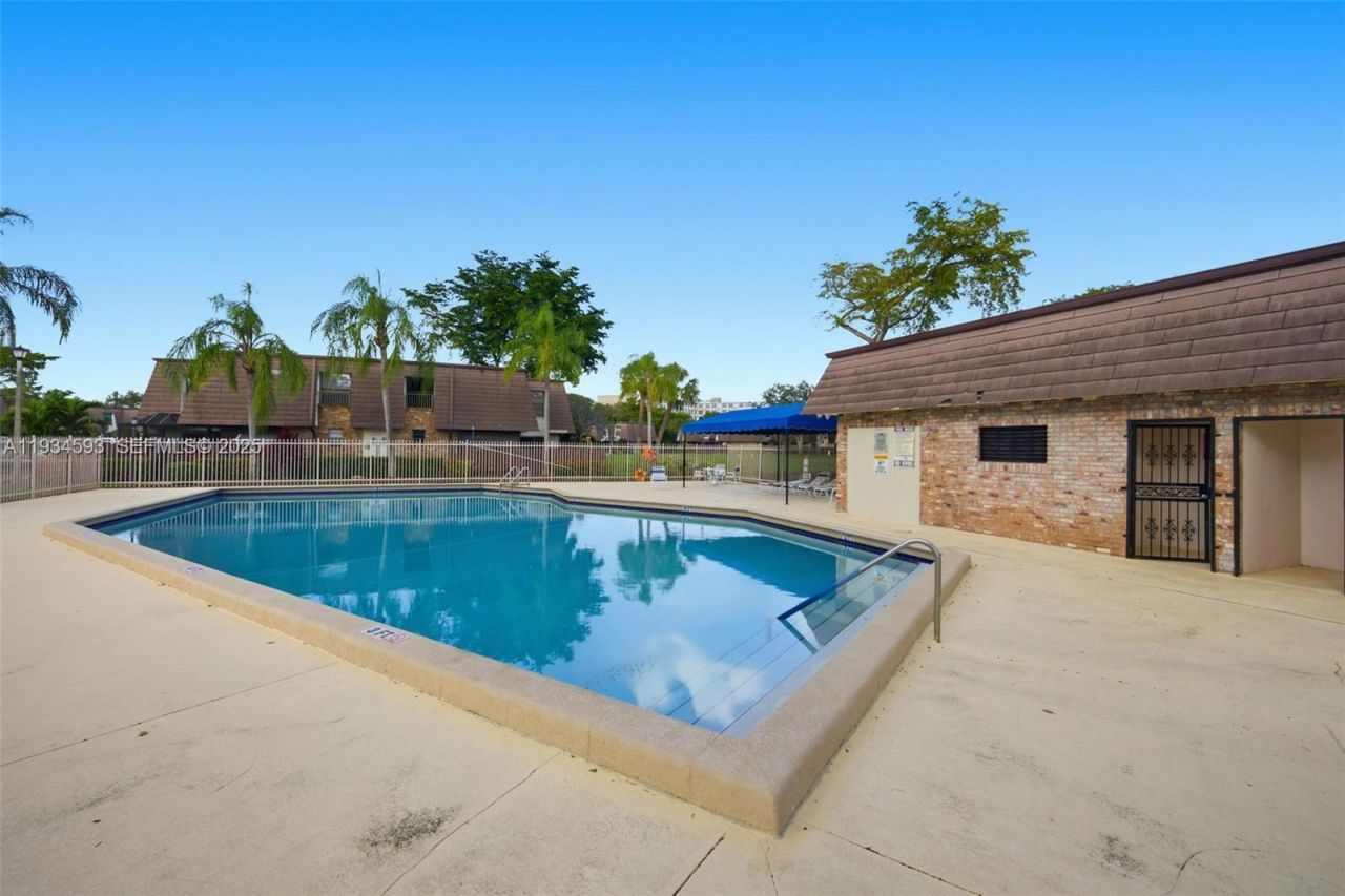 2647 NW 99th Ave , Coral Springs, FL 33065 Photo