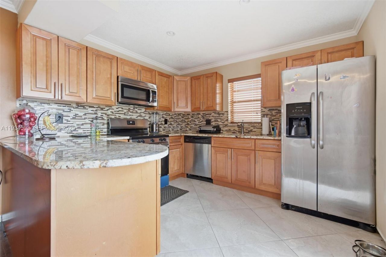 2647 NW 99th Ave , Coral Springs, FL 33065 Photo