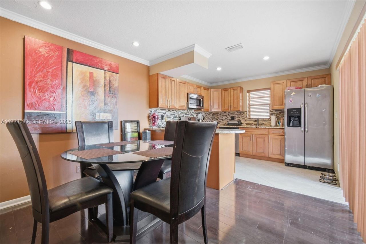 2647 NW 99th Ave , Coral Springs, FL 33065 Photo