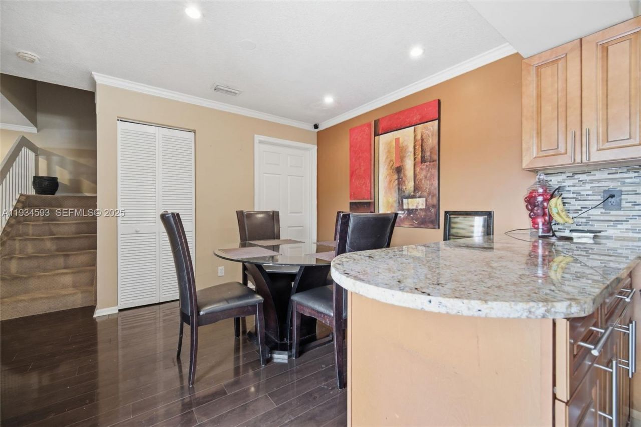 2647 NW 99th Ave , Coral Springs, FL 33065 Photo