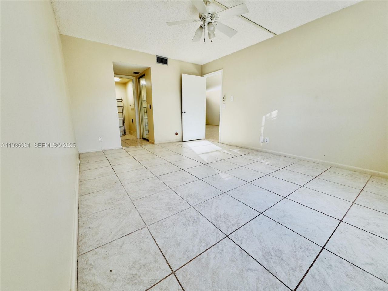 13000 SW 15th Ct, Unit 207U, Pembroke Pines, FL 33027 Photo