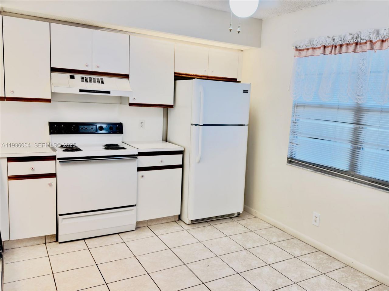 13000 SW 15th Ct, Unit 207U, Pembroke Pines, FL 33027 Photo