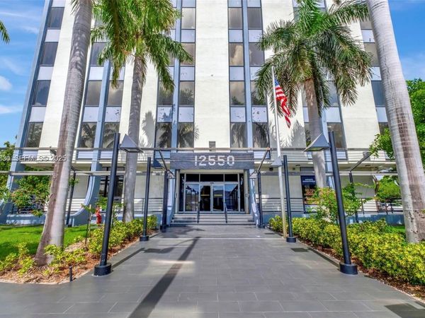 12550 Biscayne Blvd , Unit 208, North Miami, FL 33181