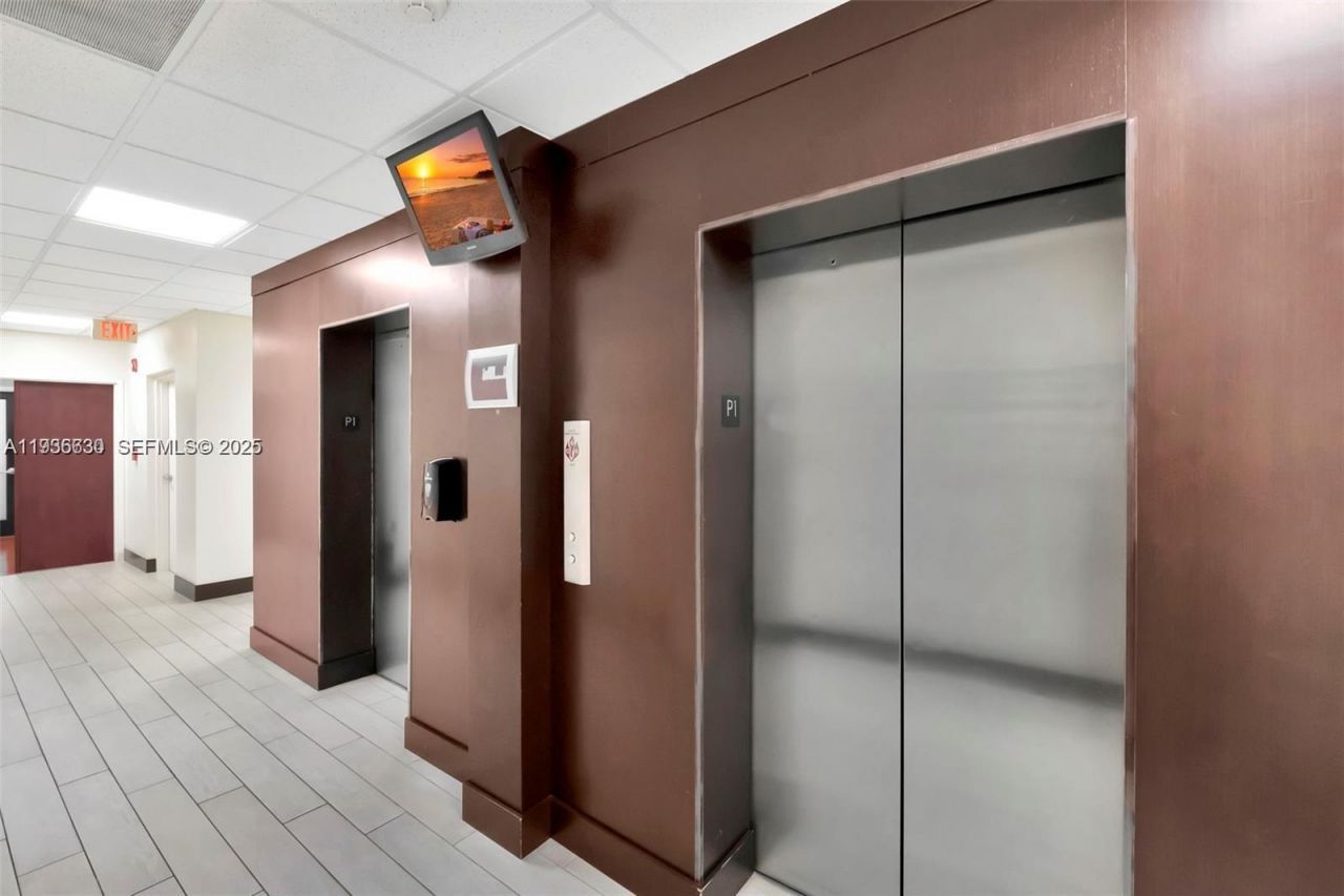 12550 Biscayne Blvd, Unit 208, North Miami, FL 33181 Photo