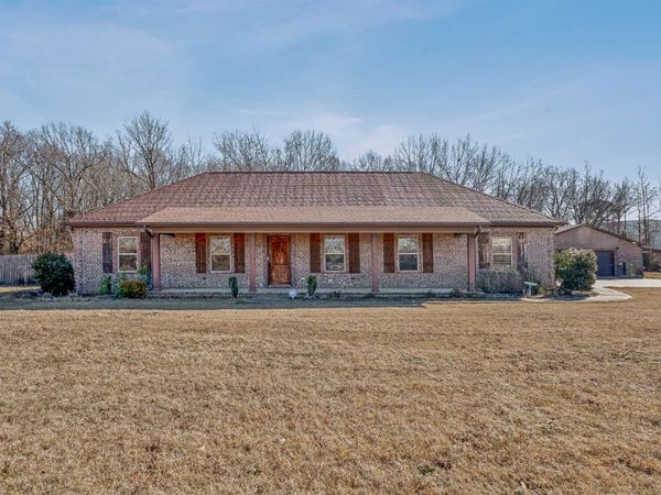 52 County Road 7180, Jonesboro, AR 72405