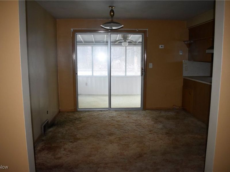 1649 Lancaster Drive, Youngstown, OH 44511 Photo 5