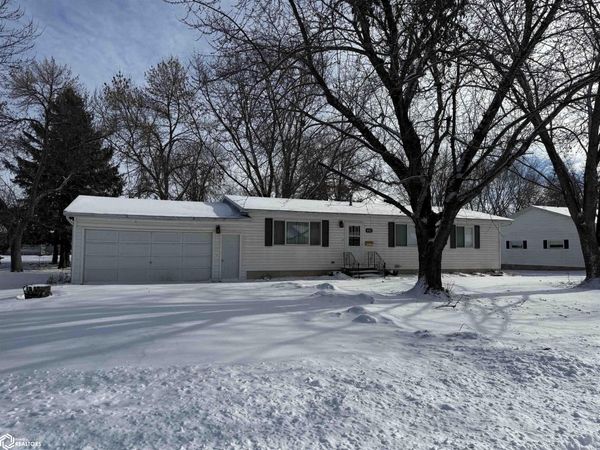 401 N 6th Street, Northwood, IA 50459
